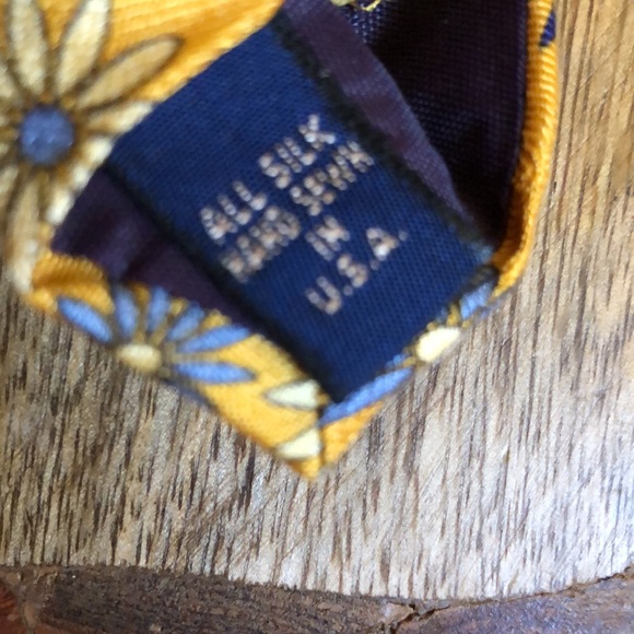 Vtg GJ CAHN Daisy Print Floral Silk Tie Makers To The Universe USA Made Textured - Picture 11 of 16